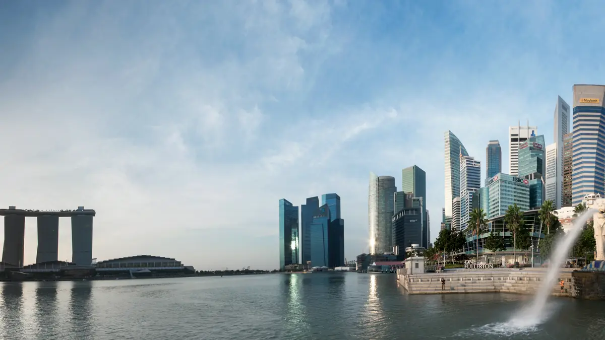 Merlion Park — Panoramic view from Merlion Park with the Merlion spouting water, the CBD skyscrapers, Marina Bay Sands and the Singapore Flyer