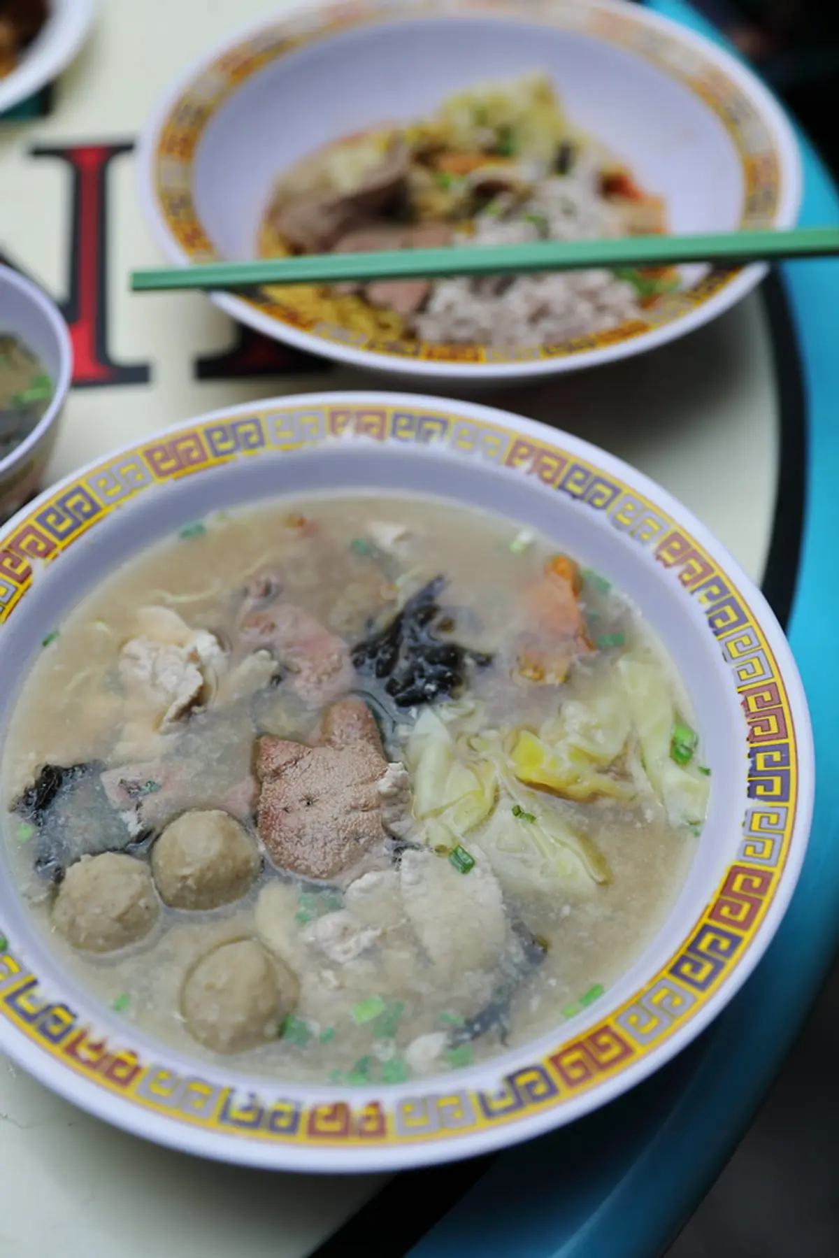 A bowl of bak chor mee soup with pork and liver, Hill Street Tai Hwa, Singapore