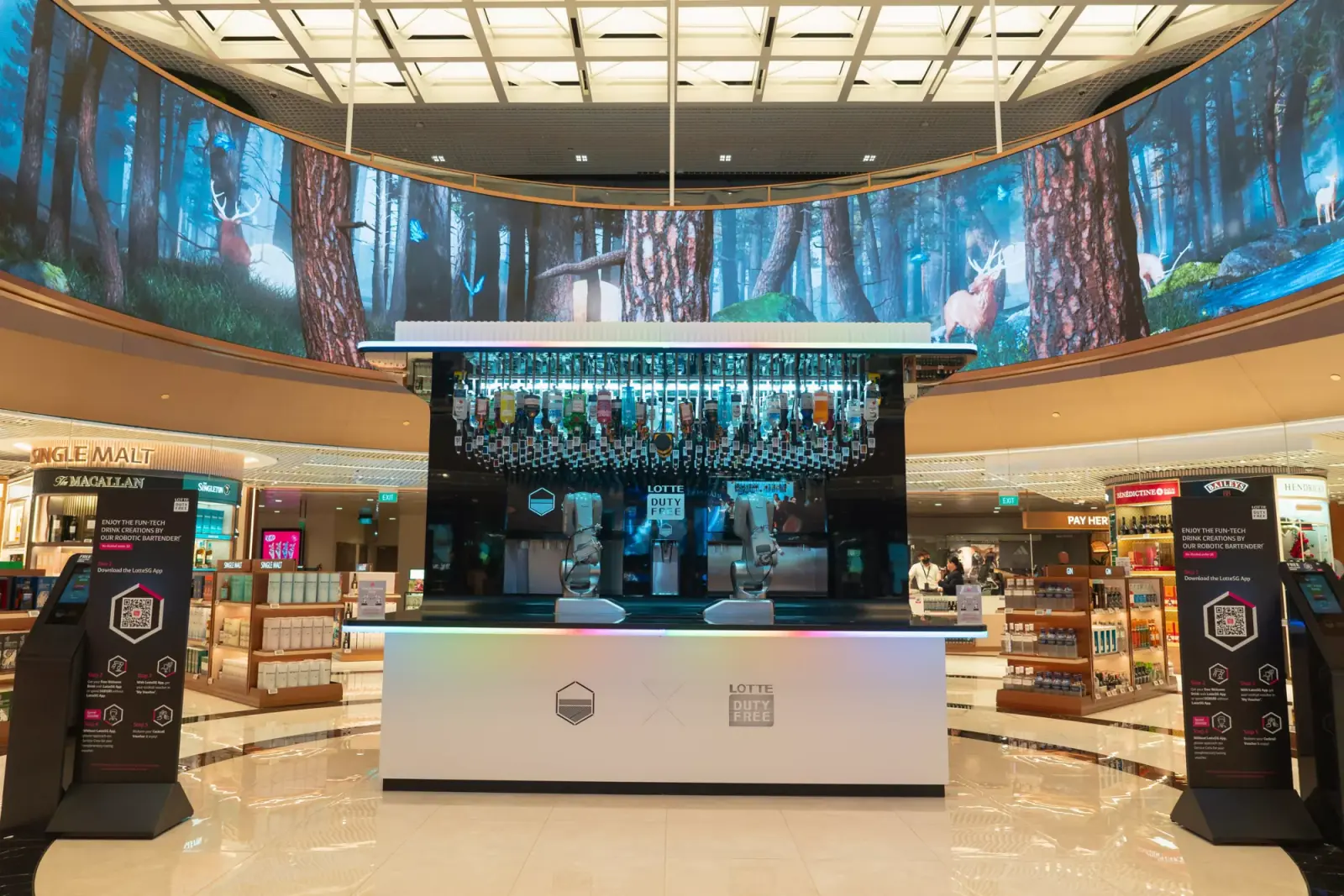 Changi Airport — Toni, the robotic bartender, mixing drinks at Terminal 2, Changi Airport