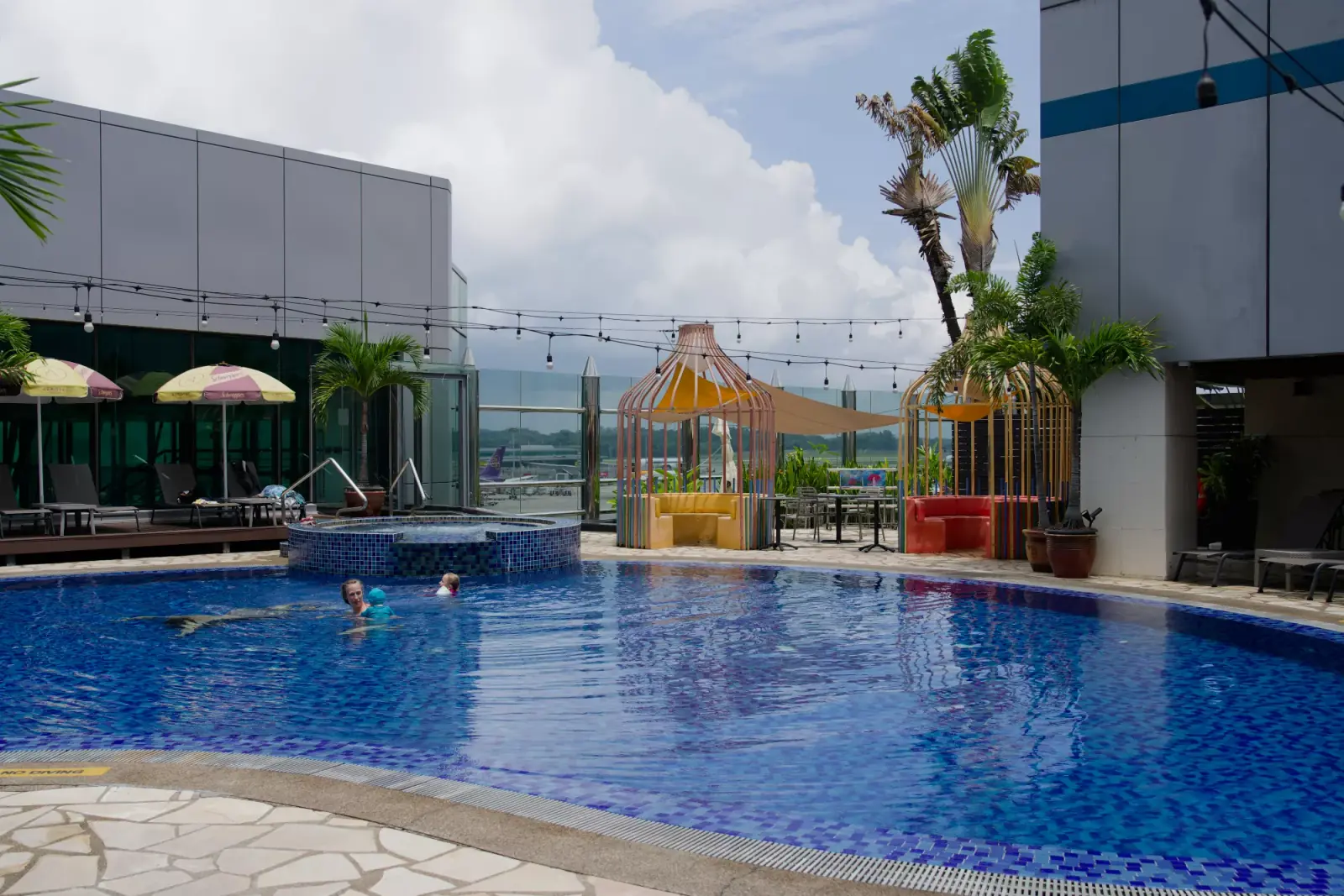 Changi Airport — The rooftop swimming pool at Terminal 1, Changi Airport