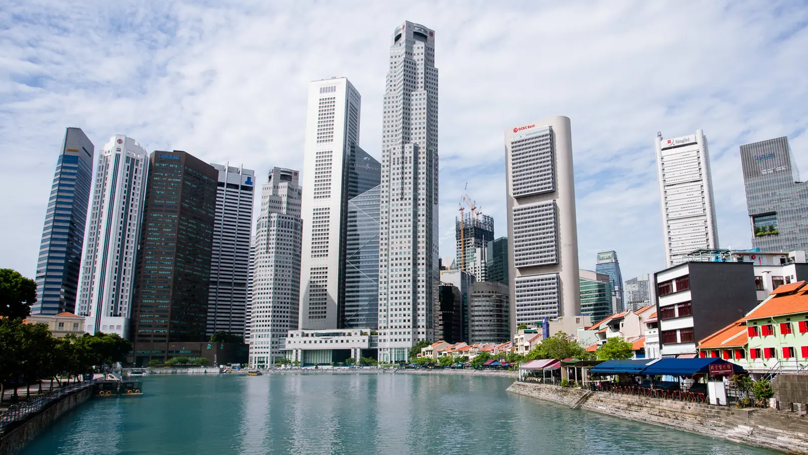 Singapore River (Boat Quay, Clarke Quay, Robertson Quay) — Take a stroll along the Singapore River and see how the city came to be.